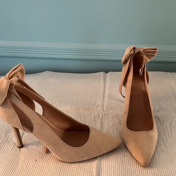 Cute palms with bows on the heels and ankle strap - Picture 3 of 3